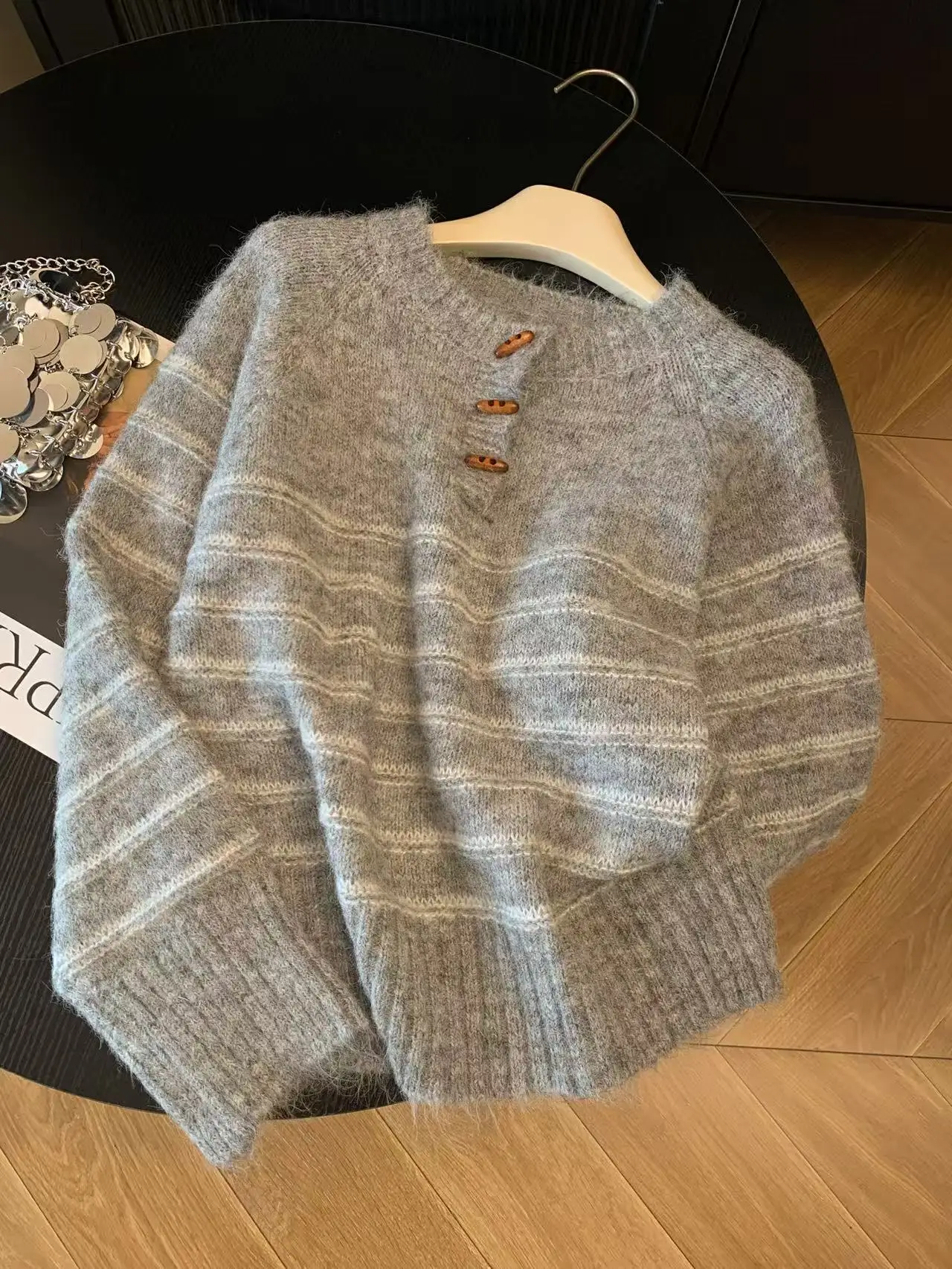 Sweater Wol Kasmir Bergaris Wa - Embroidery ulasan dan harga